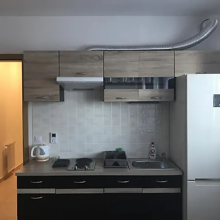 Glory Apartment *